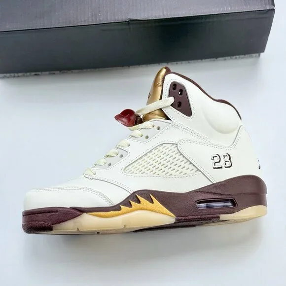 Jordan 5 Retro Golden Ticket